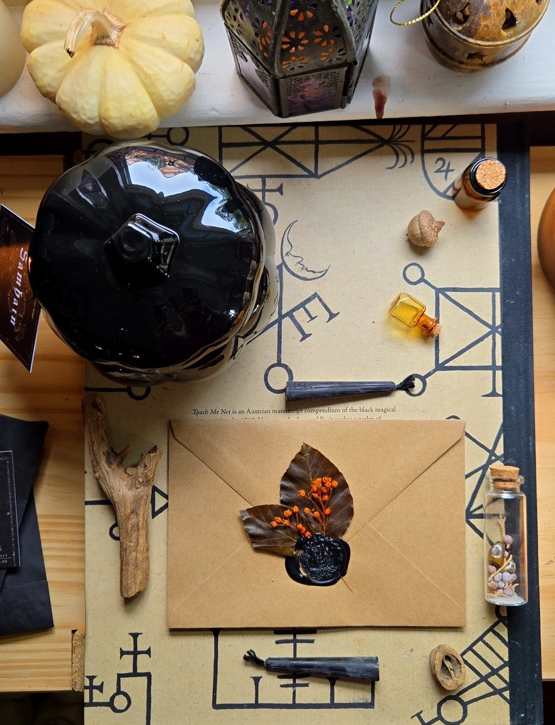 Samhain Reading & Ritual Box